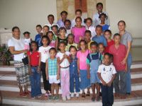 I bambini del catechismo del barrio La Nueva Esperanza