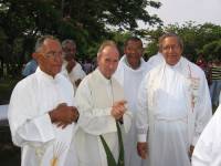 don Lorenzo e alcuni preti